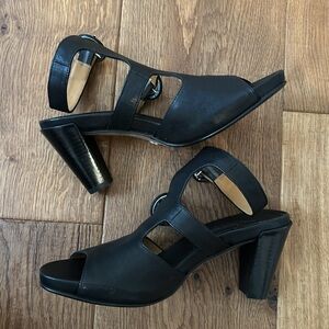 🇪🇸 Black Leather Gladiator Sandals 💯 Leather 8.5 Narrow w/ Box